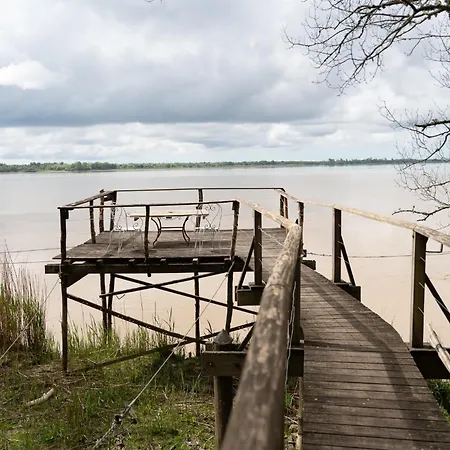 Gite De Charme Le Bord De L'Eau Сasa de vacaciones