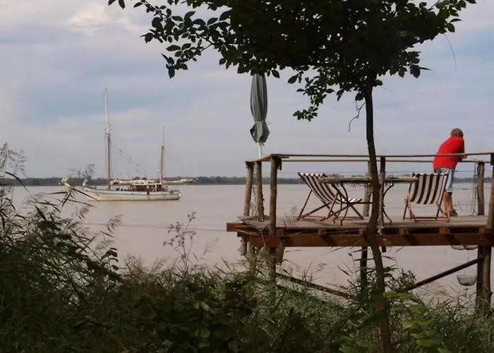 Le Bord De L'eau Tatil Evi Gauriac