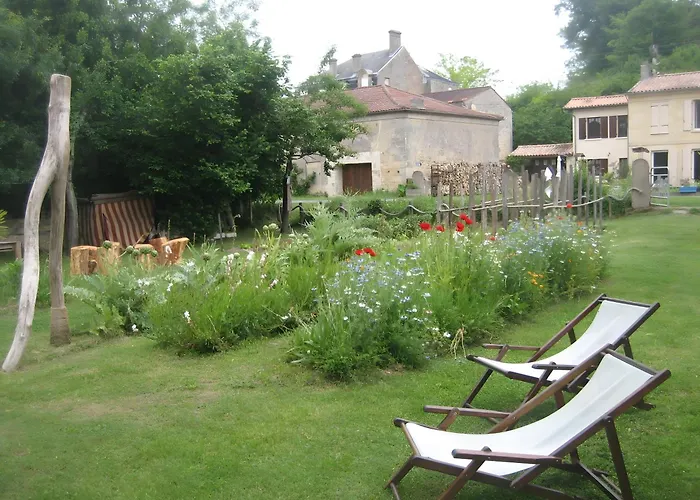 Le Bord De L'eau Holiday home