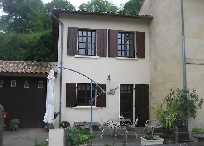 Le Bord De L'eau Holiday home Gauriac